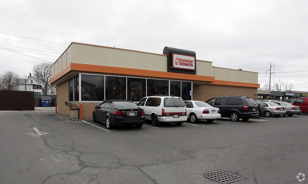 More Photos Of 976-1032 Eastern Ave, Malden Unknown For Sale