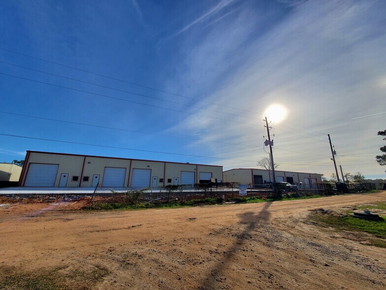 More Photos Of 1722 Cargill, Willis Flex For Sale