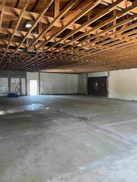 More Photos Of 2810 N 7th Ave, Phoenix Storefront For Lease