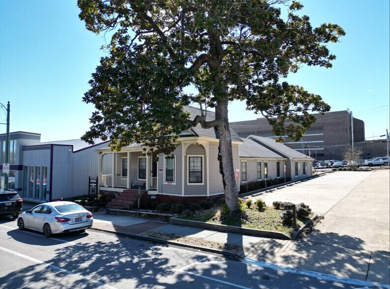 More Photos Of 217 Exchange Ave, Memphis Office For Lease