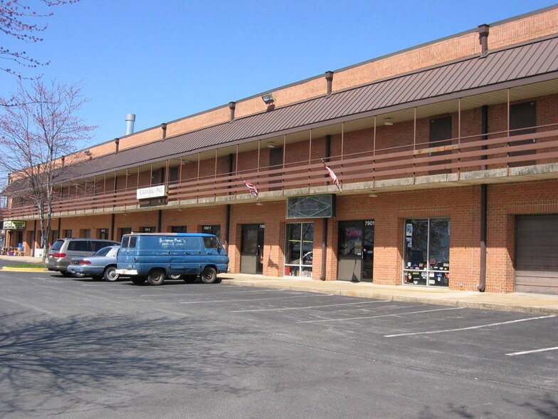 More Photos Of 7901-7905 Cessna Ave, Gaithersburg Warehouse For Lease