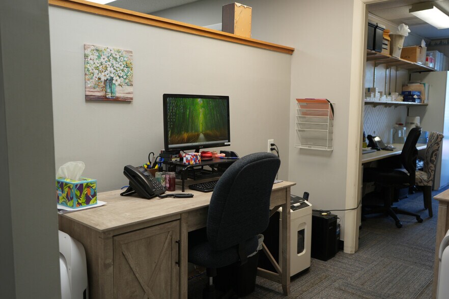 More Photos Of 30 Canton St, Manchester Medical For Lease