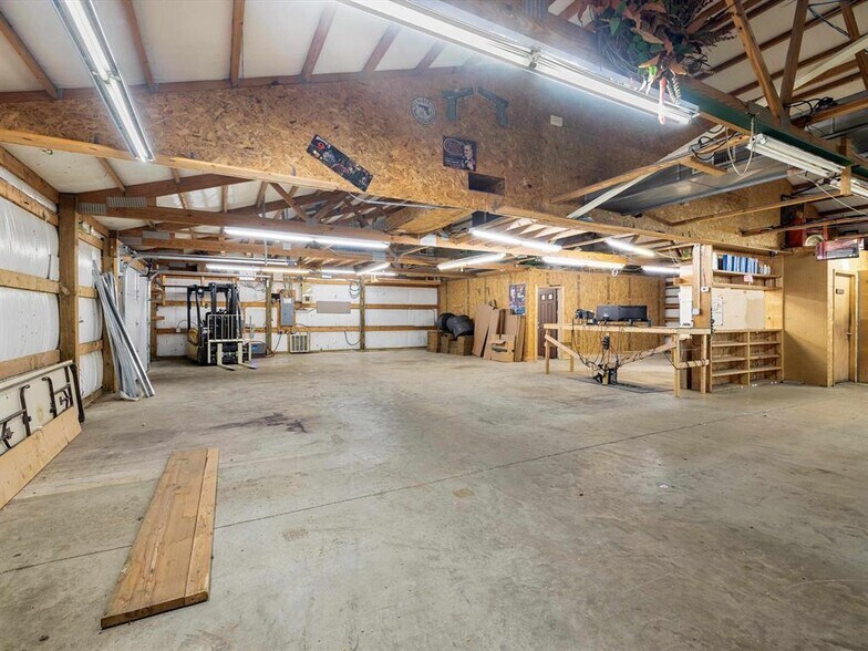 More Photos Of 6976 W Louisville Ln, Owensboro Light Manufacturing For Sale