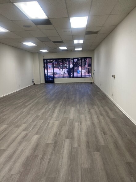 More Photos Of 10258-10272 Foothill Blvd,, Lake View Terrace Storefront Retail Office For Lease