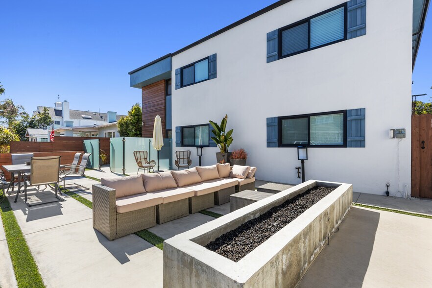 More Photos Of 810 G Ave, Coronado Apartments For Sale