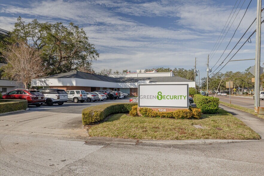 More Photos Of 1314 S Fort Harrison Ave, Clearwater Office For Sale