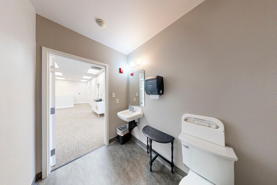 More Photos Of 1760 Barnes Blvd SW, Olympia Office For Sale