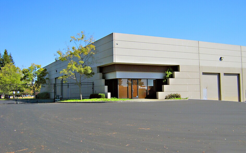 Primary Photo Of 975 Corporate Center Pky, Santa Rosa Warehouse For Lease