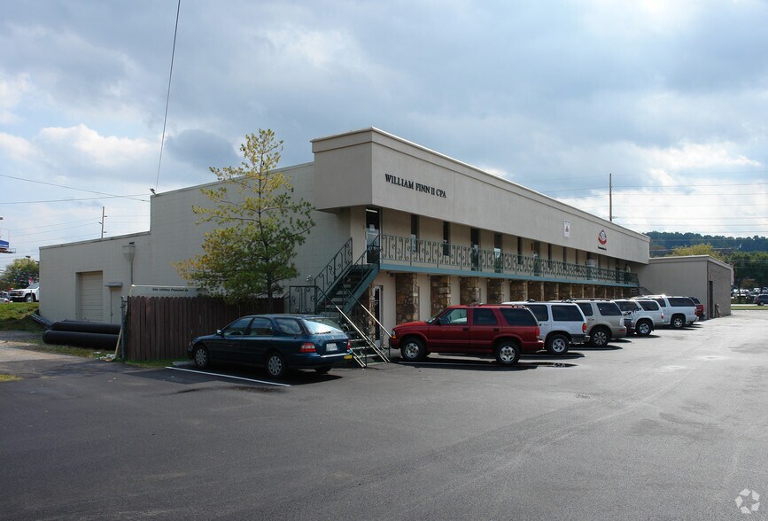 Primary Photo Of 9715-9727 Kingston Pike, Knoxville Freestanding For Lease