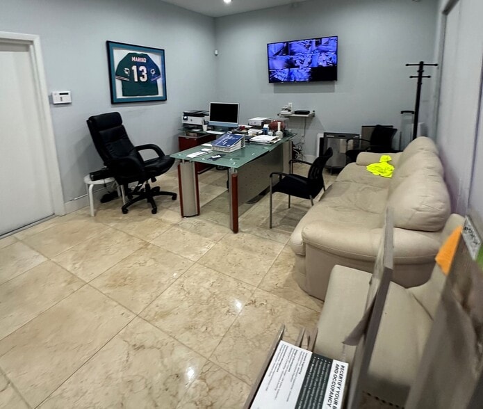 More Photos Of 6095 NW 167th St, Miami Lakes Warehouse For Sale