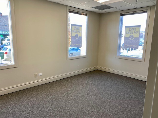 More Photos Of 105 E 1st St, Hinsdale Medical For Lease