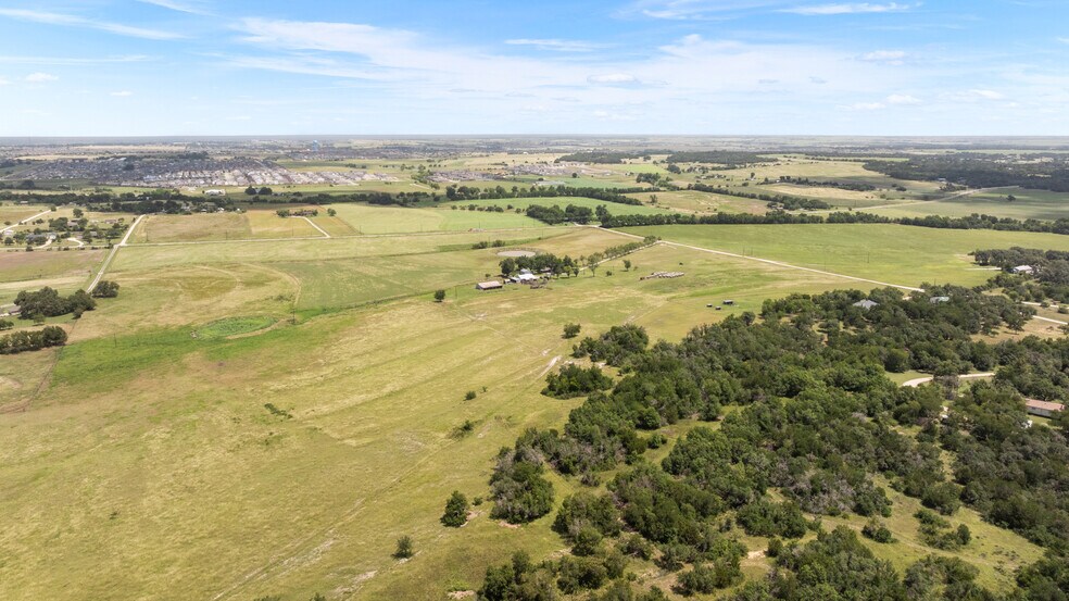 More Photos Of 100 Rundberg Dr, Jarrell Land For Sale