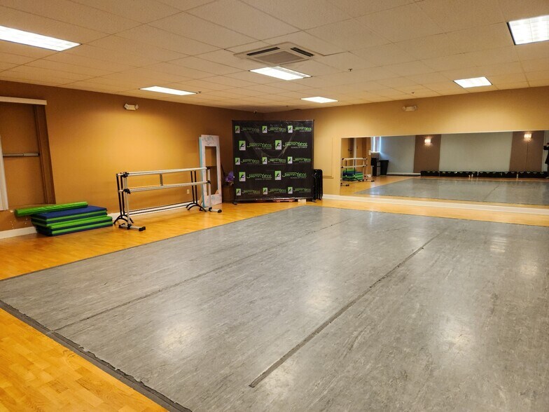 More Photos Of 2755 Philmont Ave, Huntingdon Valley Medical For Lease