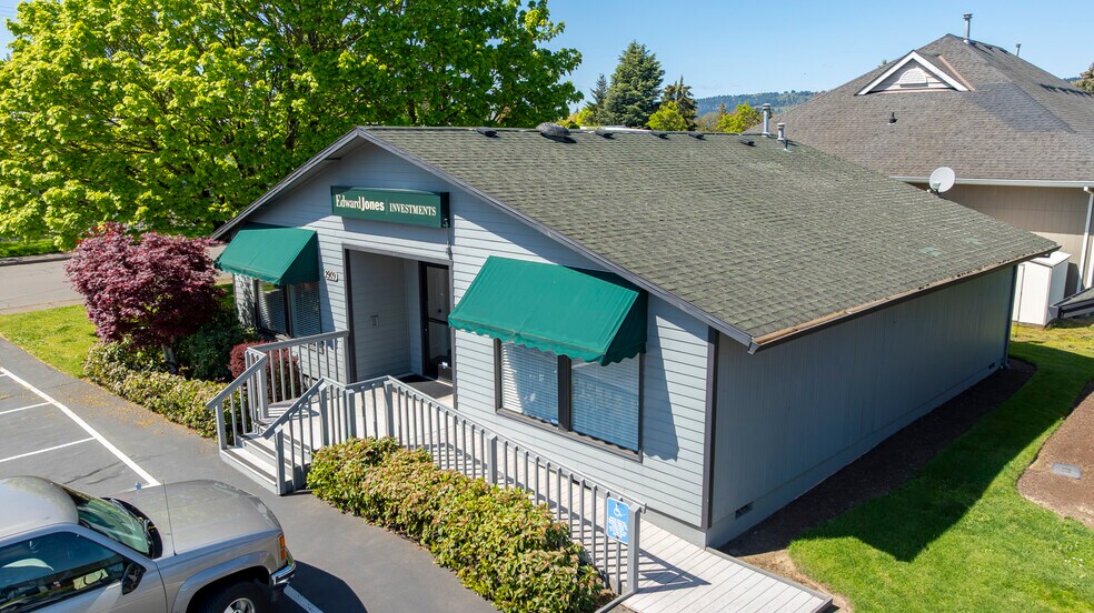 More Photos Of 2911 E Portland Rd, Newberg Office For Sale
