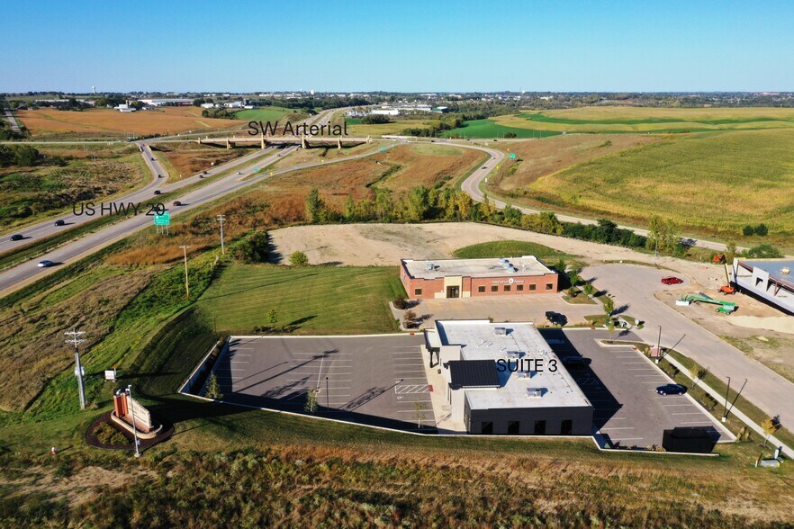 More Photos Of 6689 Boulder Brook Ct, Dubuque Medical For Lease