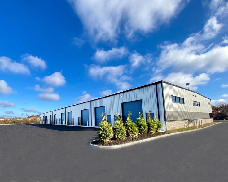 More Photos Of 4440-4460 Reynolds Drive, Hilliard Unknown For Lease
