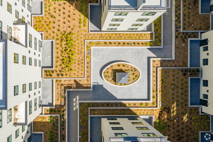 More Photos Of 2865 18th St, San Francisco Apartments For Lease