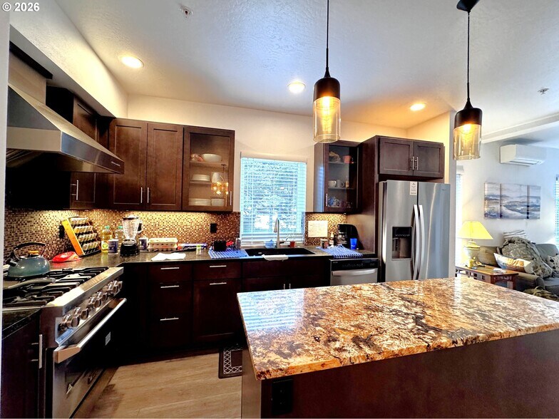 More Photos Of 94353 Leith Rd, Gold Beach Apartments For Sale