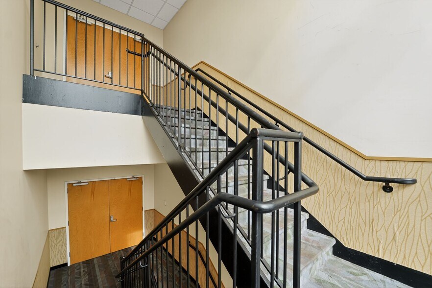 More Photos Of 5820 York Rd, Baltimore Medical For Sale