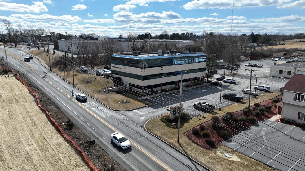 More Photos Of 400 S Greenwood Ave, Easton Office For Sale