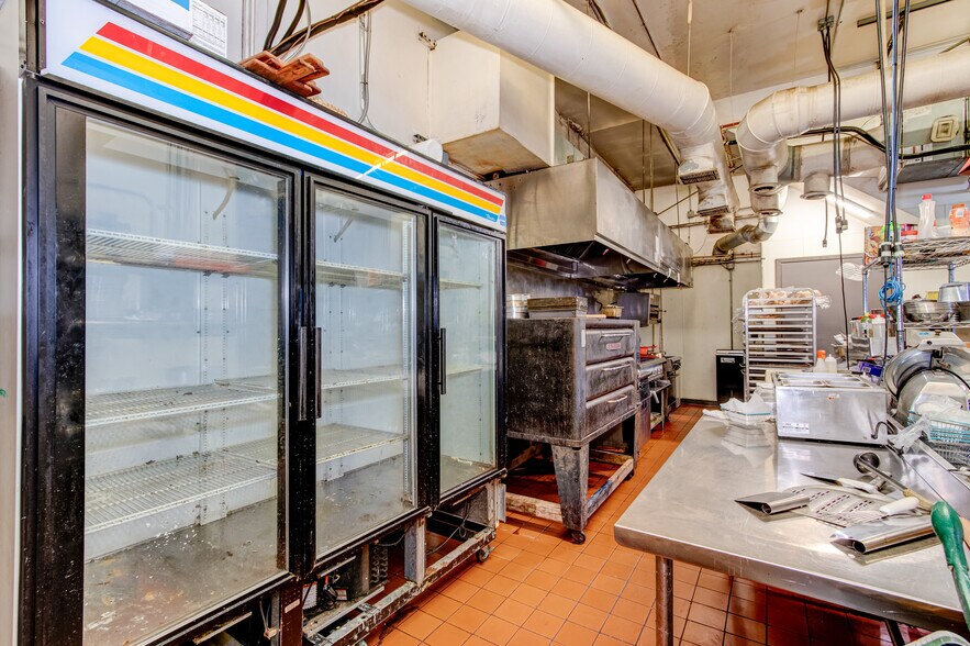 More Photos Of 215 10th St, Augusta Storefront Retail Residential For Sale