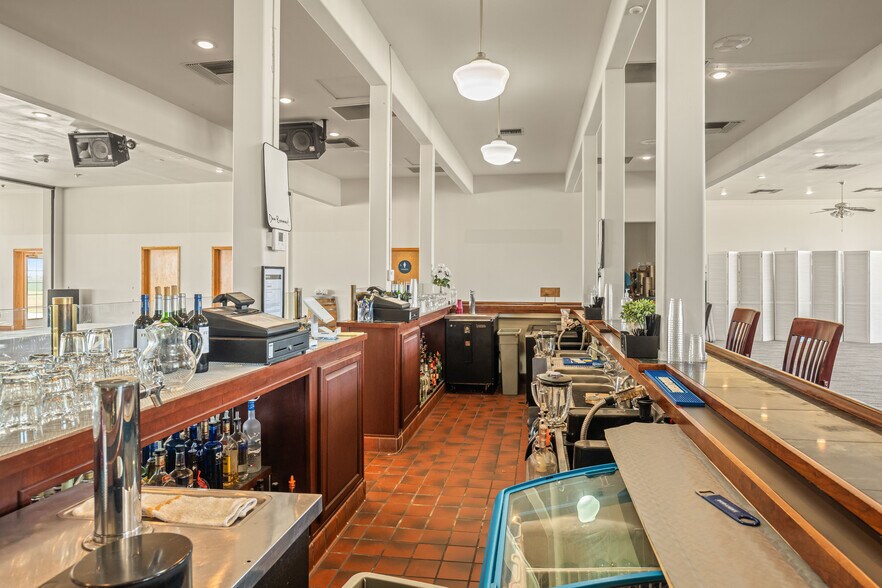 More Photos Of 796 W Evan Hewes, El Centro Restaurant For Sale