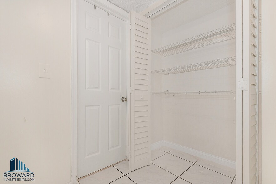 More Photos Of 10201 NW 35th St, Coral Springs Multifamily For Sale