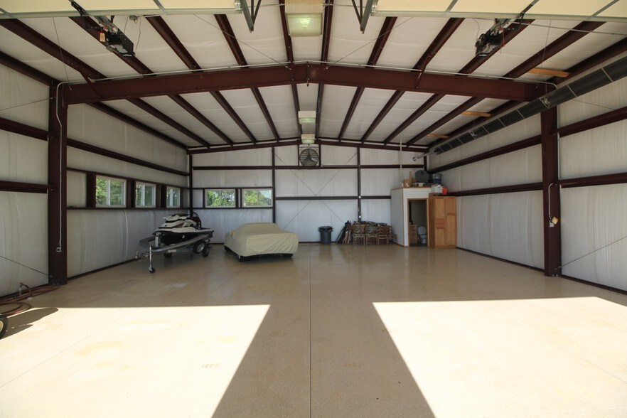 More Photos Of 2202 W Central Ave, El Dorado Light Manufacturing For Sale