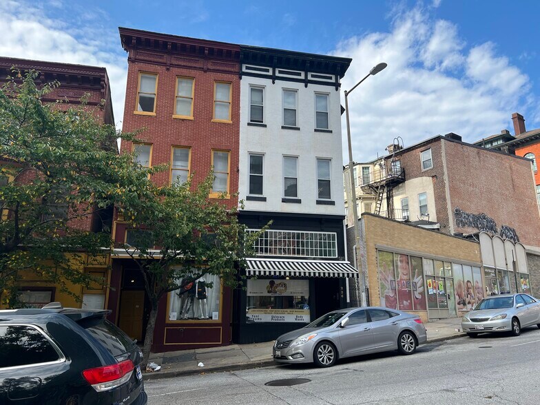 More Photos Of 226 N Liberty St, Baltimore Storefront Retail Residential For Sale