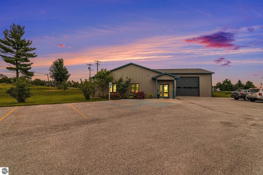 Primary Photo Of 1859 Southpeak Dr, Traverse City Service For Sale