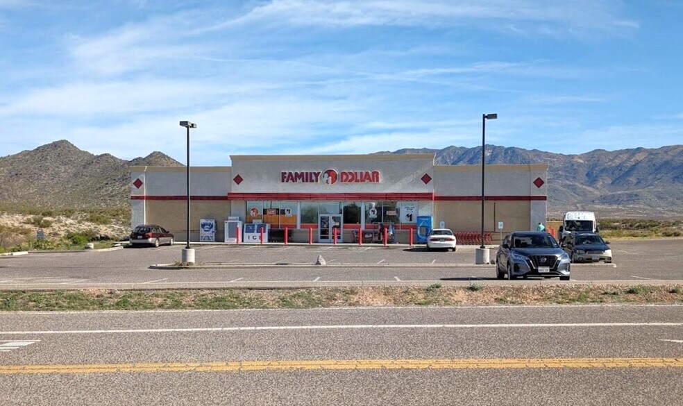 More Photos Of 26645 S Hwy 89, Congress Freestanding For Lease