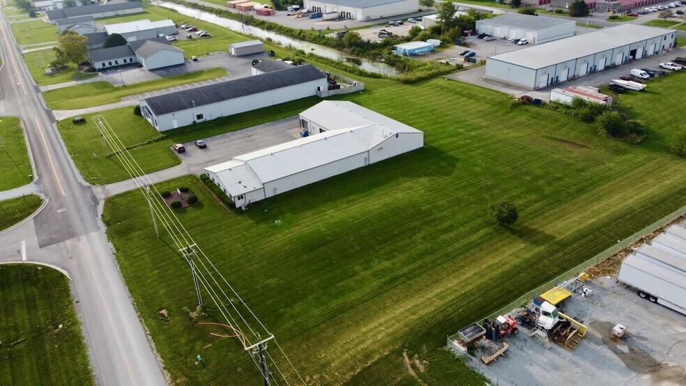 More Photos Of 6301 W 400 N, Greenfield Warehouse For Sale