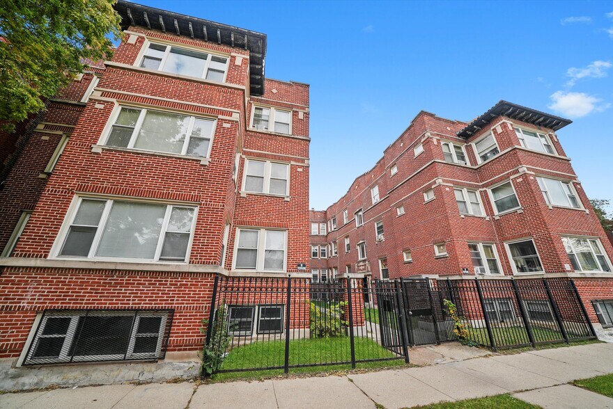 More Photos Of 7245-7255 S Bennett Ave, Chicago Apartments For Sale