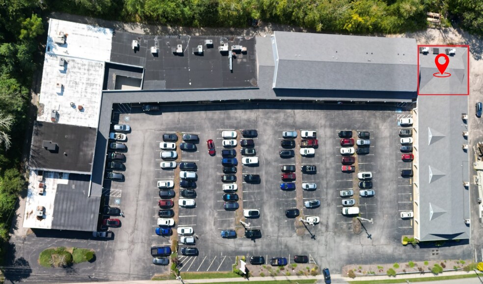 More Photos Of 170 Flanders Rd, Niantic Storefront For Lease