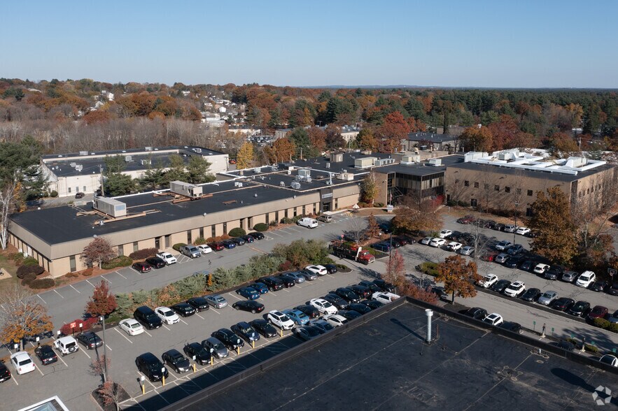 More Photos Of 4 Suburban Park Dr, Billerica Research And Development For Lease