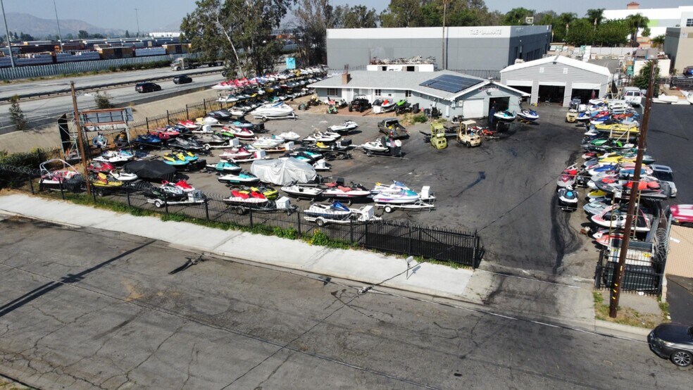 More Photos Of 1744 S Willow Ave, Rialto Auto Repair For Lease
