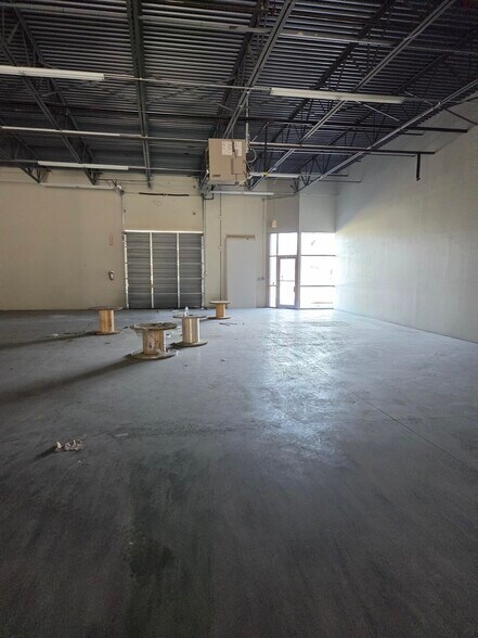More Photos Of 3430 Alemeda St, Fort Worth Warehouse For Lease