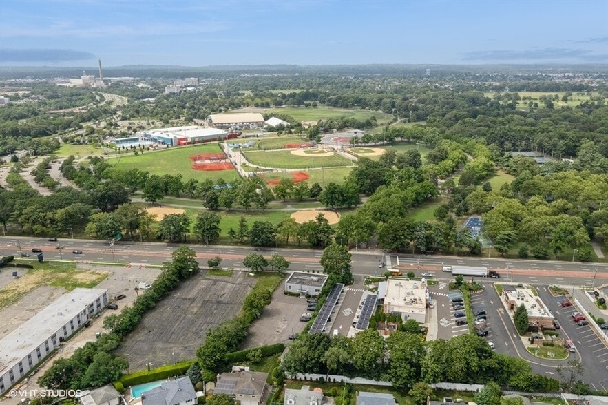 More Photos Of 1710 Hempstead Tpke, East Meadow Office For Sale