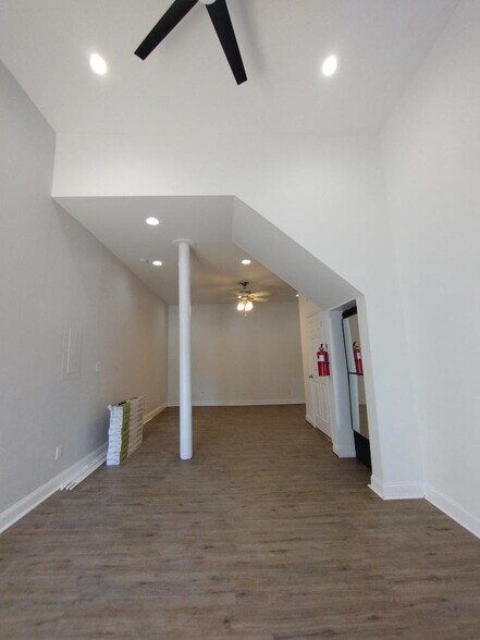 More Photos Of 4359-4363 N 9th St, Philadelphia Storefront Retail Office For Lease