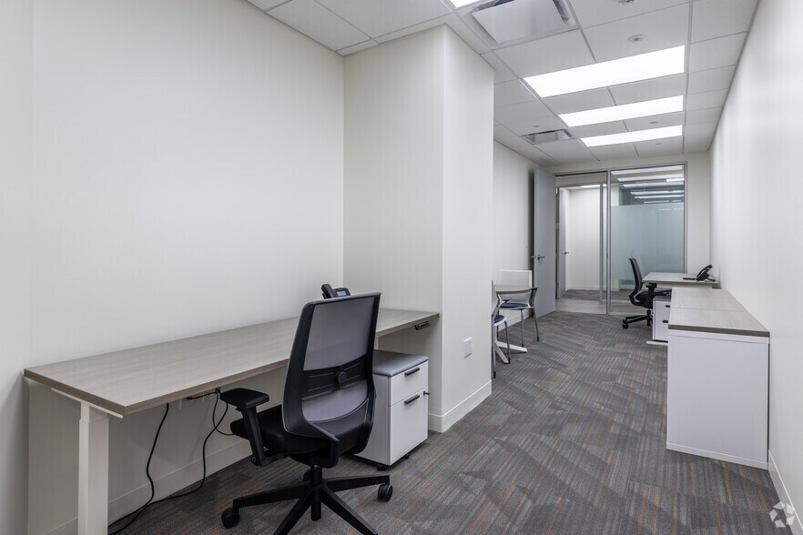 More Photos Of 1530 Wilson Blvd, Arlington Office For Lease