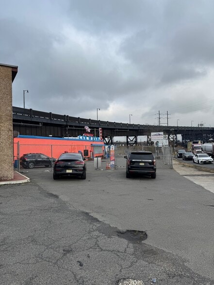 More Photos Of 203-221 Raymond Blvd, Newark Auto Dealership For Sale