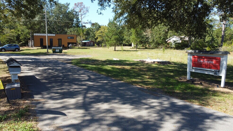 More Photos Of 3174 Westwood Dr, Marianna Trailer Camper Park For Sale