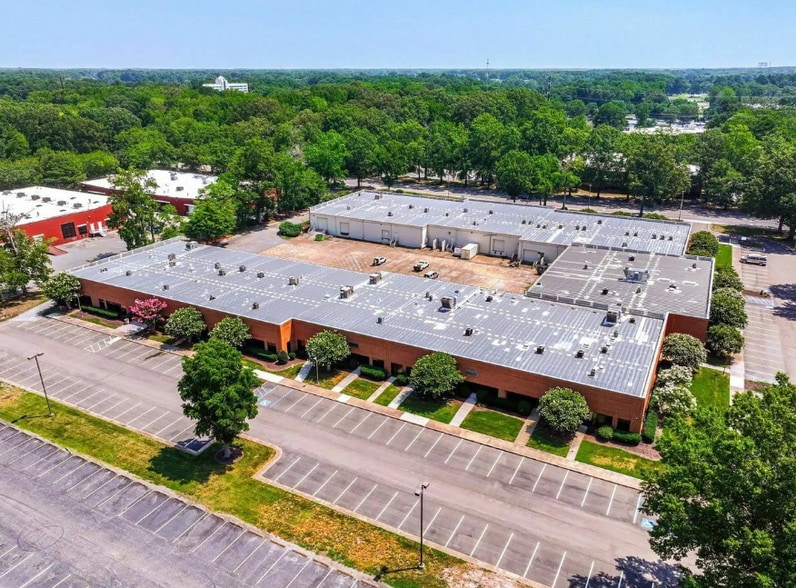 More Photos Of 813 Diligence Dr, Newport News Light Distribution For Sale