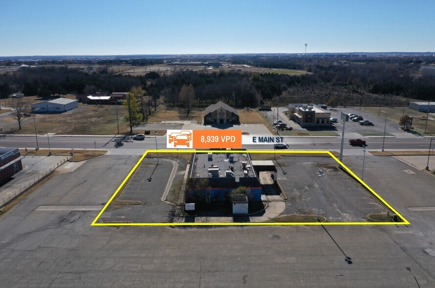 More Photos Of 2210 E Main St, Cushing Fast Food For Sale