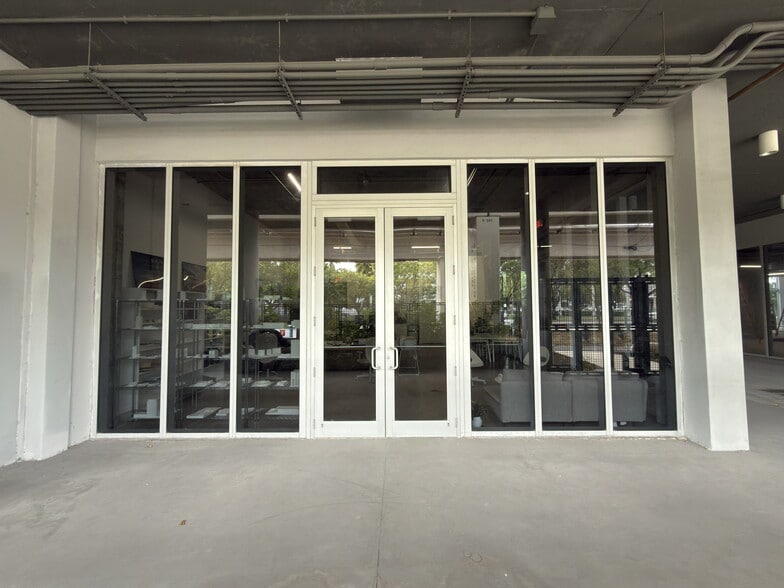 More Photos Of 2900 SW 28th Ln, Miami Apartments For Lease