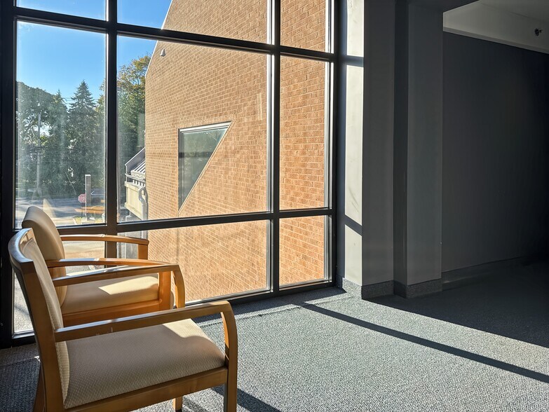 More Photos Of 222 Post Rd, Fairfield Coworking Space