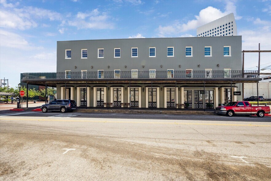 More Photos Of 210 Moody Ave, Galveston Storefront Retail Office For Sale