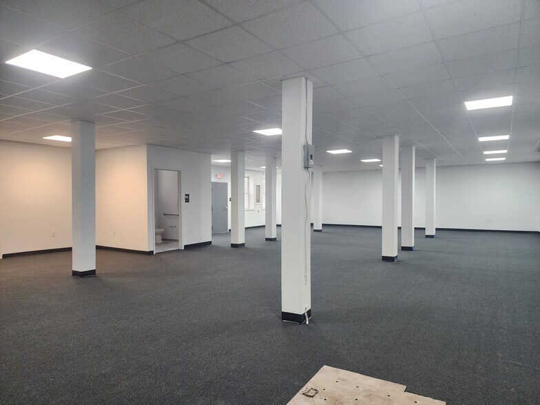 More Photos Of 1131 Trexlertown Rd, Trexlertown Light Distribution For Lease