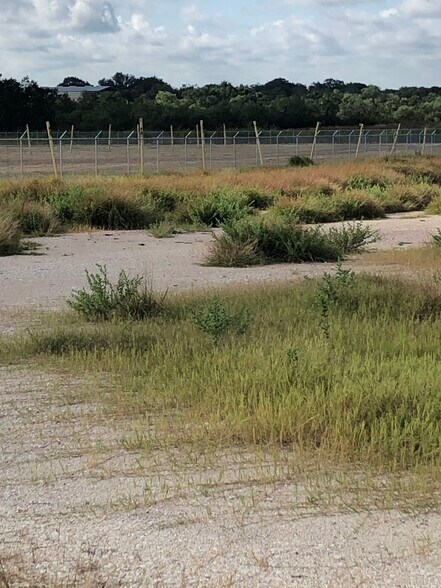 More Photos Of FM 536, Pleasanton Land For Sale