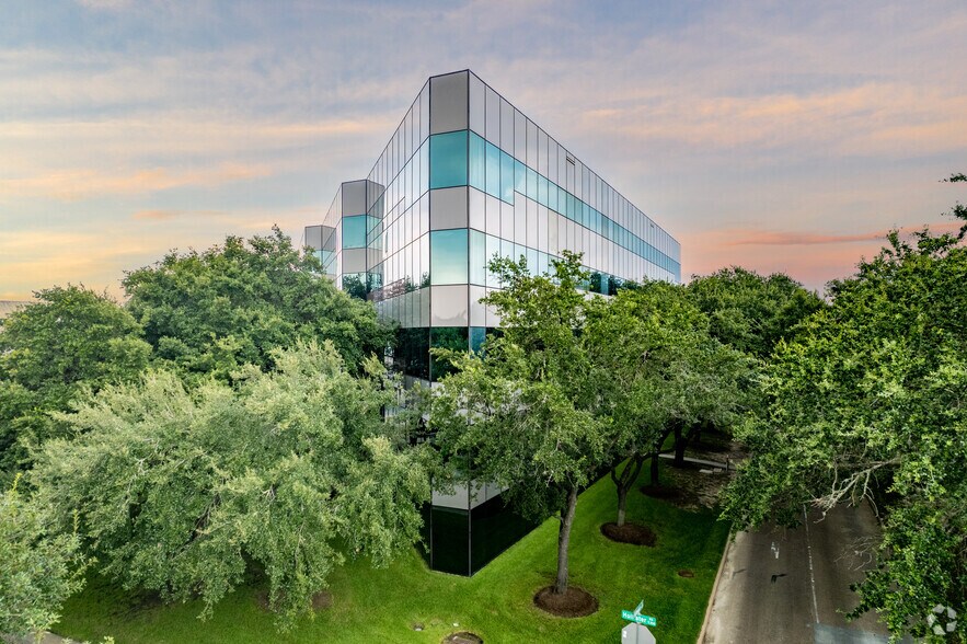 More Photos Of 5300 Hollister Rd, Houston Office For Lease